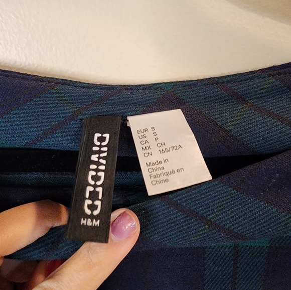 H&M Divided tartan print Mini skirt - Picture 2 of 3
